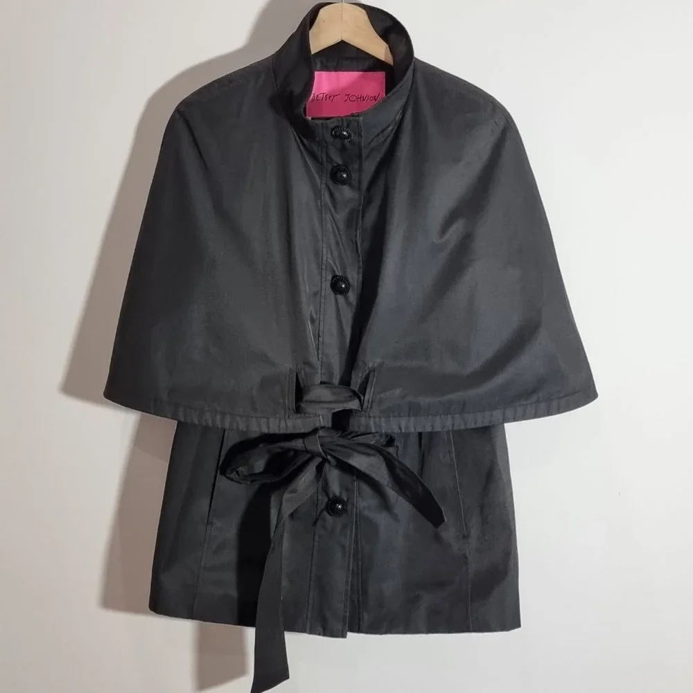 Betsey Johnson Black Cape Jacket Size Small (10) Belted Lined Designer - Picture 2 of 11